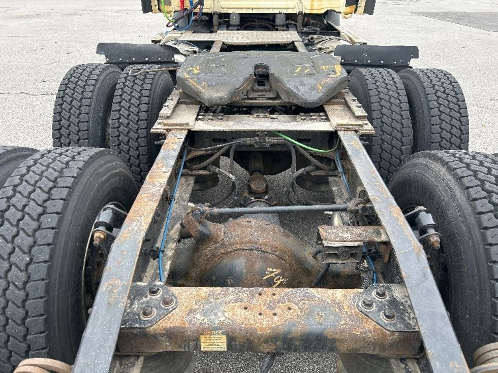 Day Cab Tractor-Heavy Duty Tractors-Freightliner-2021-T11664ST-Rochester-NY-388,906\n\t\tmiles-$ 50,250 - Image 6