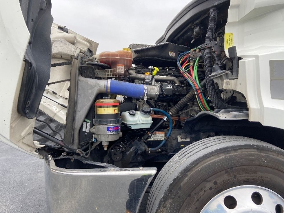 Day Cab Tractor-Heavy Duty Tractors-Freightliner-2021-T11664ST-San Antonio-TX-413,588\n\t\tmiles-$ 57,250 - Image 16