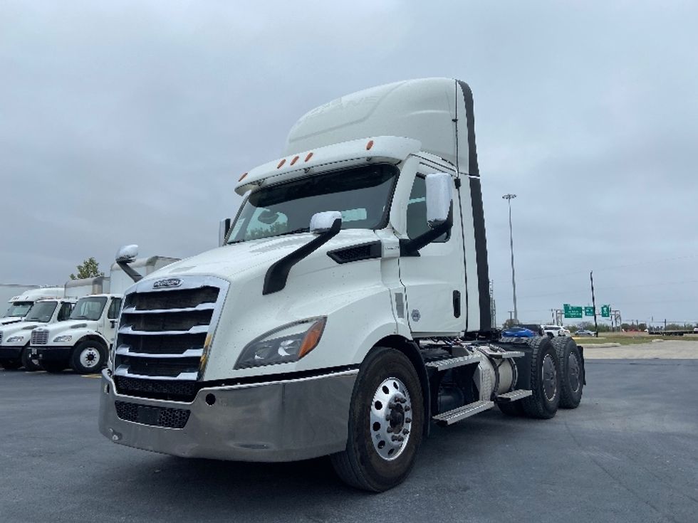 Day Cab Tractor-Heavy Duty Tractors-Freightliner-2021-T11664ST-San Antonio-TX-413,588\n\t\tmiles-$ 57,250 - Image 3