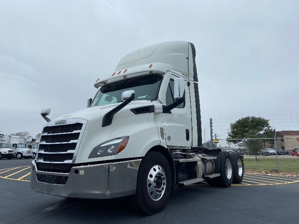 Day Cab Tractor-Heavy Duty Tractors-Freightliner-2021-T11664ST-San Antonio-TX-434,968\n\t\tmiles-$ 55,000 - Image 3