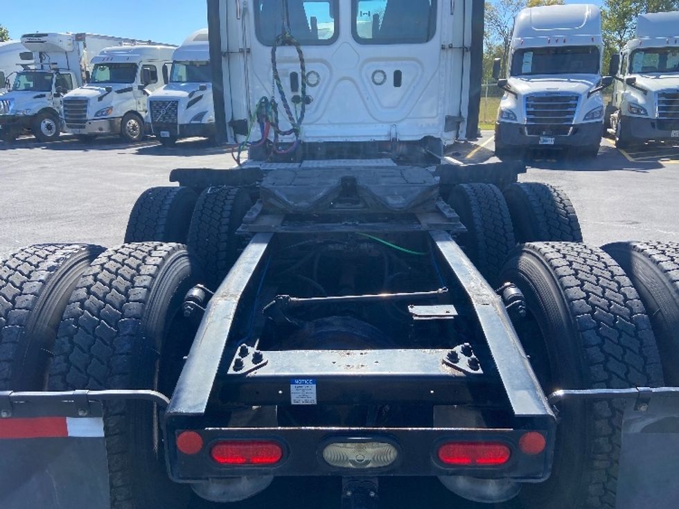 Day Cab Tractor-Heavy Duty Tractors-Freightliner-2021-T11664ST-San Antonio-TX-455,884\n\t\tmiles-$ 52,750 - Image 6