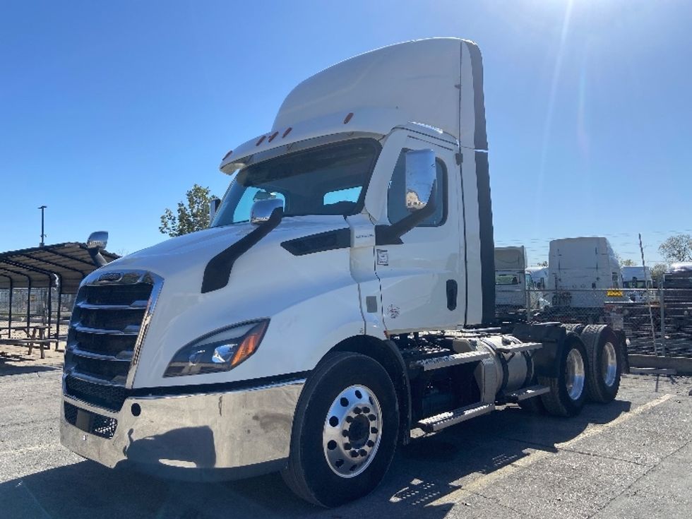 Day Cab Tractor-Heavy Duty Tractors-Freightliner-2021-T11664ST-San Antonio-TX-465,136\n\t\tmiles-$ 51,000 - Image 3