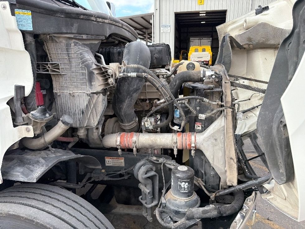 Day Cab Tractor-Heavy Duty Tractors-Freightliner-2021-T11664ST-San Antonio-TX-483,347\n\t\tmiles-$ 50,000 - Image 15