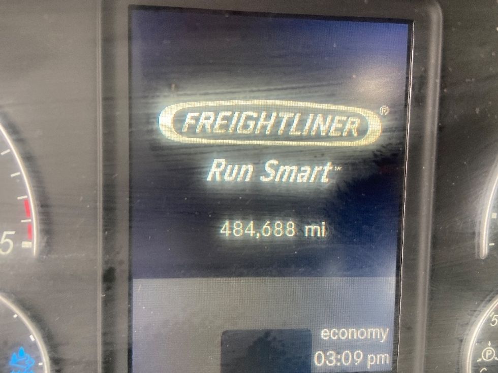 Day Cab Tractor-Heavy Duty Tractors-Freightliner-2021-T11664ST-San Antonio-TX-484,686\n\t\tmiles-$ 49,750 - Image 17