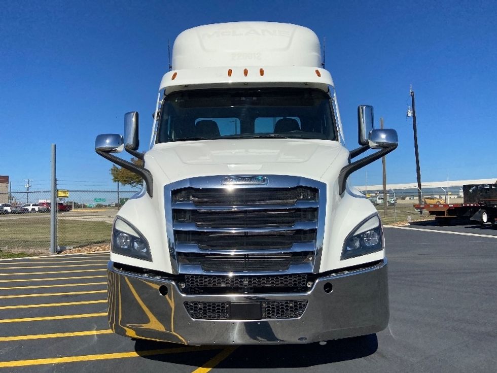 Day Cab Tractor-Heavy Duty Tractors-Freightliner-2021-T11664ST-San Antonio-TX-584,062\n\t\tmiles-$ 39,250 - Image 2