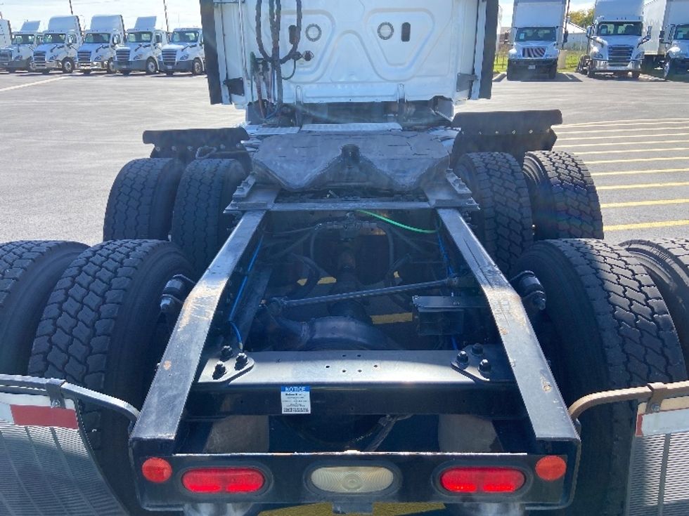 Day Cab Tractor-Heavy Duty Tractors-Freightliner-2021-T11664ST-San Antonio-TX-584,062\n\t\tmiles-$ 39,250 - Image 7