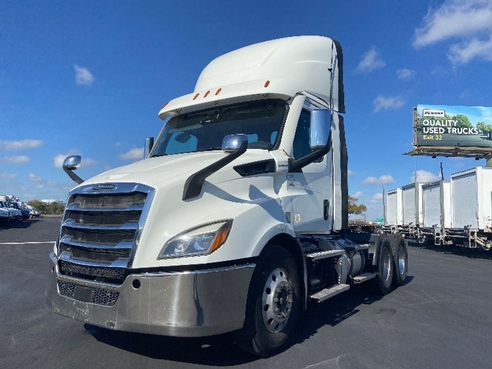 Day Cab Tractor-Heavy Duty Tractors-Freightliner-2021-T11664ST-San Antonio-TX-626,413\n\t\tmiles-$ 29,750 - Image 3