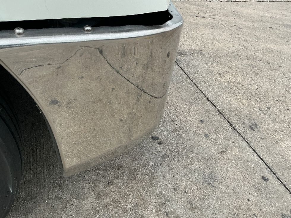 Day Cab Tractor-Heavy Duty Tractors-Freightliner-2021-T11664ST-Springfield-MA-607,974\n\t\tmiles-$ 28,250 - Image 19