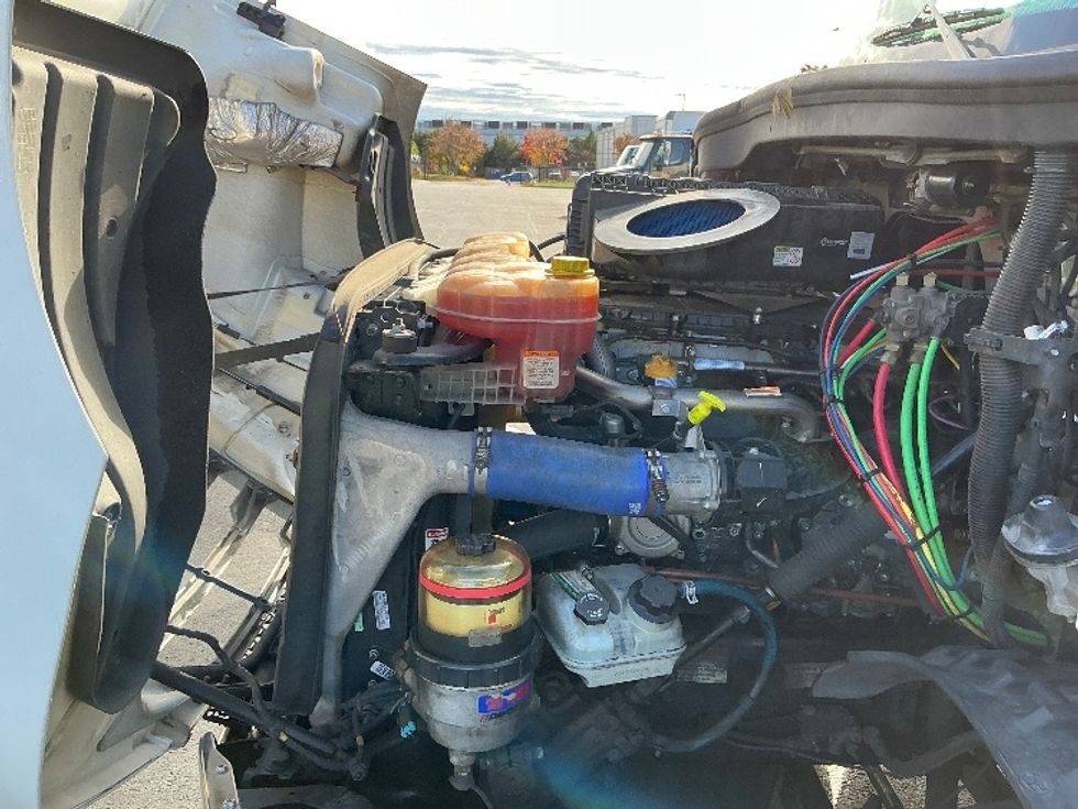 Day Cab Tractor-Heavy Duty Tractors-Freightliner-2021-T11664ST-Sterling-VA-296,595\n\t\tmiles-$ 59,000 - Image 16