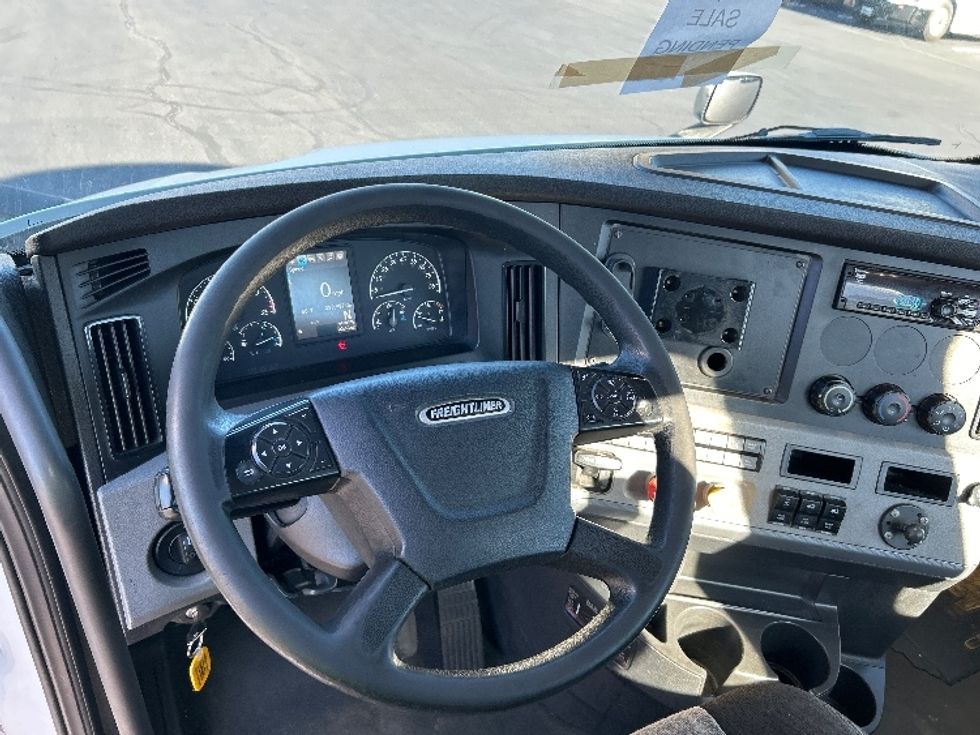 Day Cab Tractor-Heavy Duty Tractors-Freightliner-2021-T11664ST-Sterling-VA-329,922\n\t\tmiles-$ 57,500 - Image 11