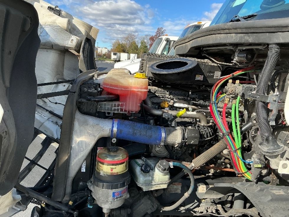 Day Cab Tractor-Heavy Duty Tractors-Freightliner-2021-T11664ST-Sterling-VA-385,186\n\t\tmiles-$ 53,250 - Image 16