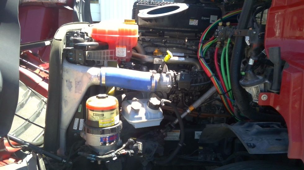 Day Cab Tractor-Heavy Duty Tractors-Freightliner-2021-T11664ST-Stockton-CA-183,006\n\t\tmiles-$ 69,750 - Image 16