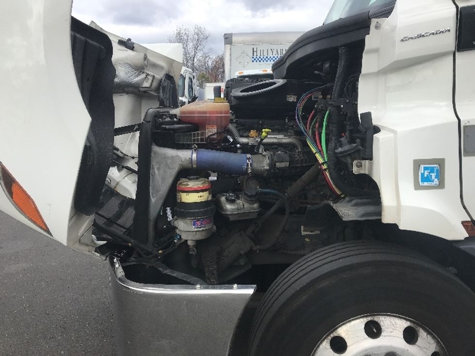 Day Cab Tractor-Heavy Duty Tractors-Freightliner-2021-T11664ST-Swedesboro-NJ-248,873\n\t\tmiles-$ 61,500 - Image 16