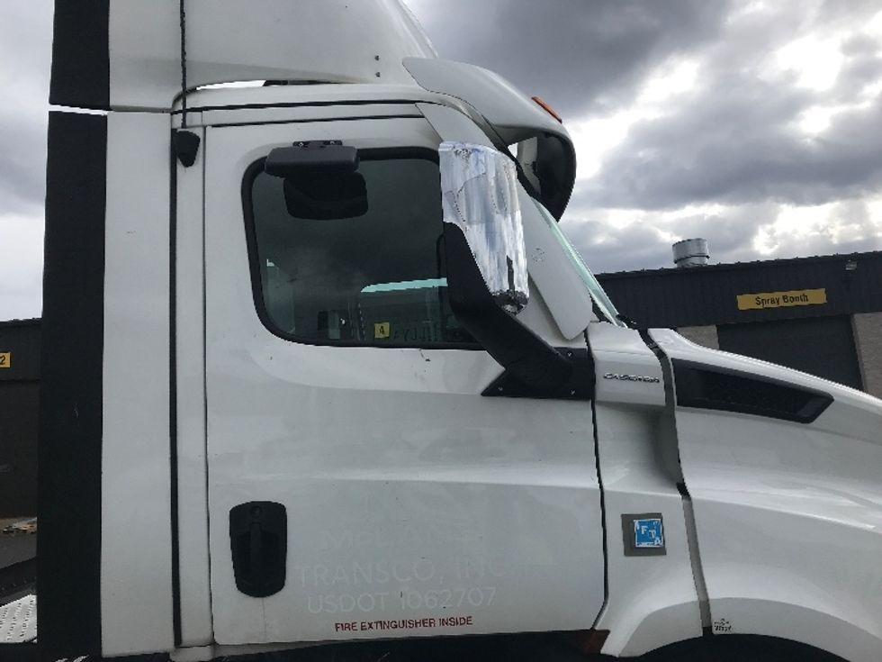 Day Cab Tractor-Heavy Duty Tractors-Freightliner-2021-T11664ST-Swedesboro-NJ-248,873\n\t\tmiles-$ 61,500 - Image 20