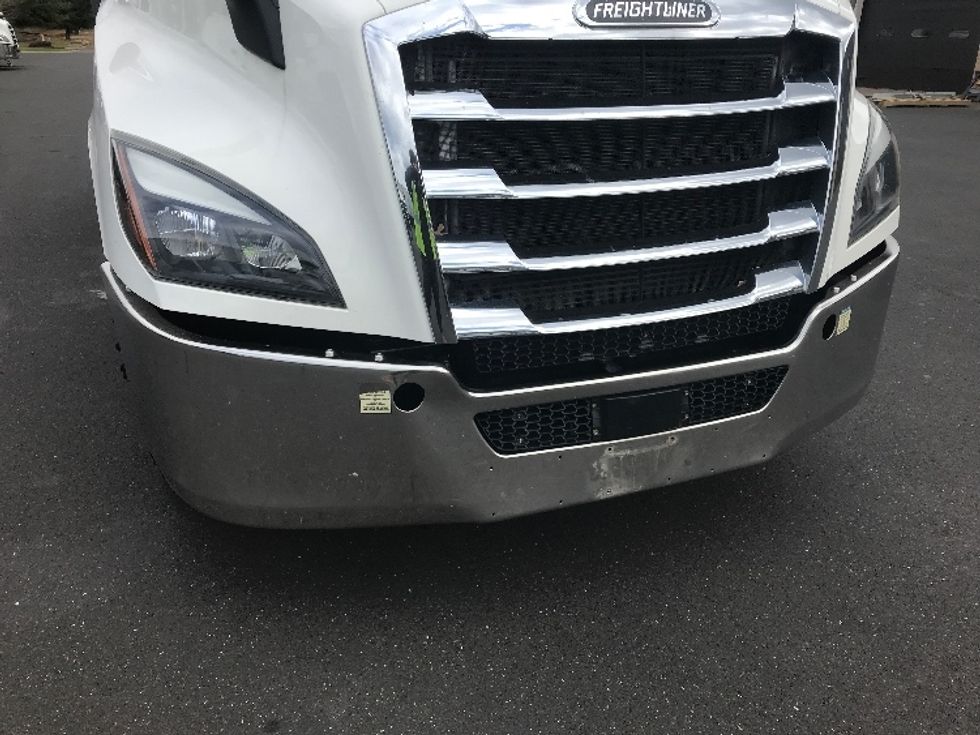 Day Cab Tractor-Heavy Duty Tractors-Freightliner-2021-T11664ST-Swedesboro-NJ-248,873\n\t\tmiles-$ 61,500 - Image 21