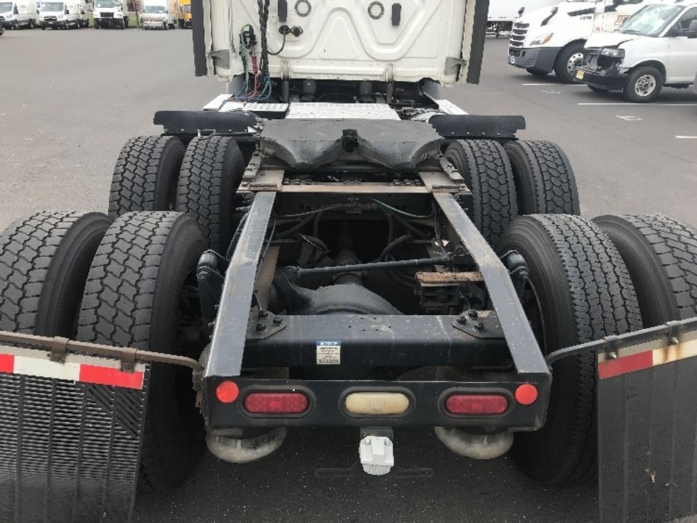 Day Cab Tractor-Heavy Duty Tractors-Freightliner-2021-T11664ST-Swedesboro-NJ-248,873\n\t\tmiles-$ 61,500 - Image 6