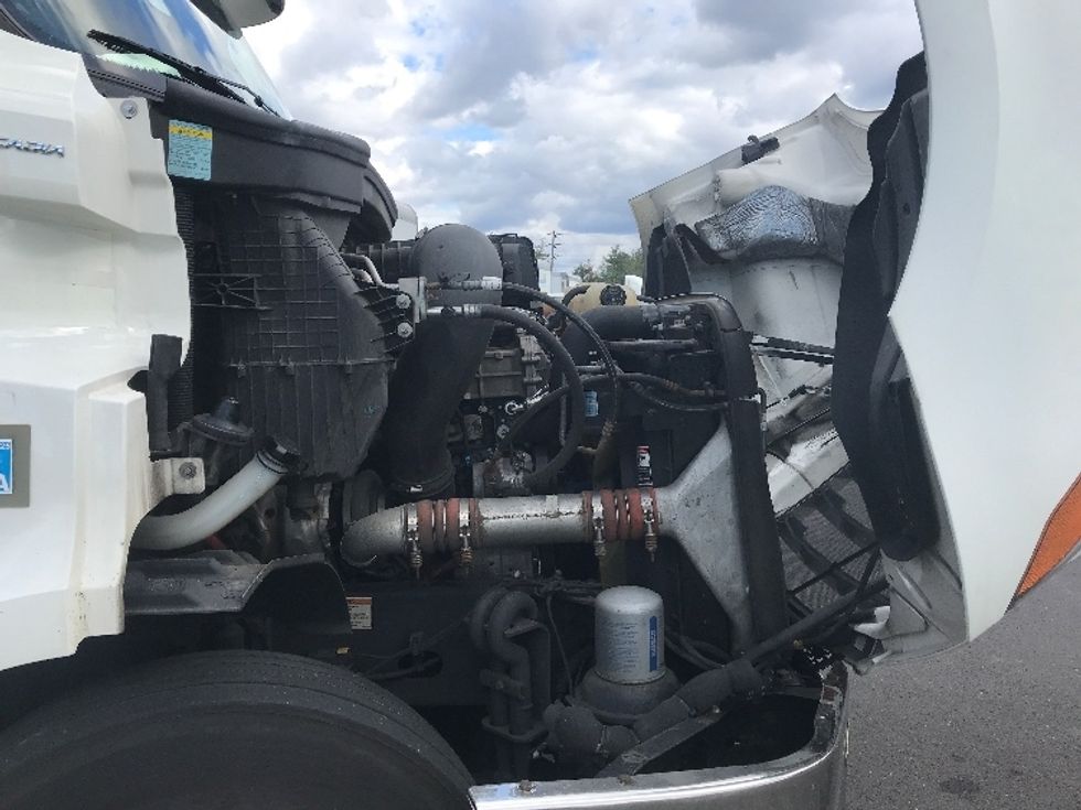 Day Cab Tractor-Heavy Duty Tractors-Freightliner-2021-T11664ST-Swedesboro-NJ-260,403\n\t\tmiles-$ 61,000 - Image 15