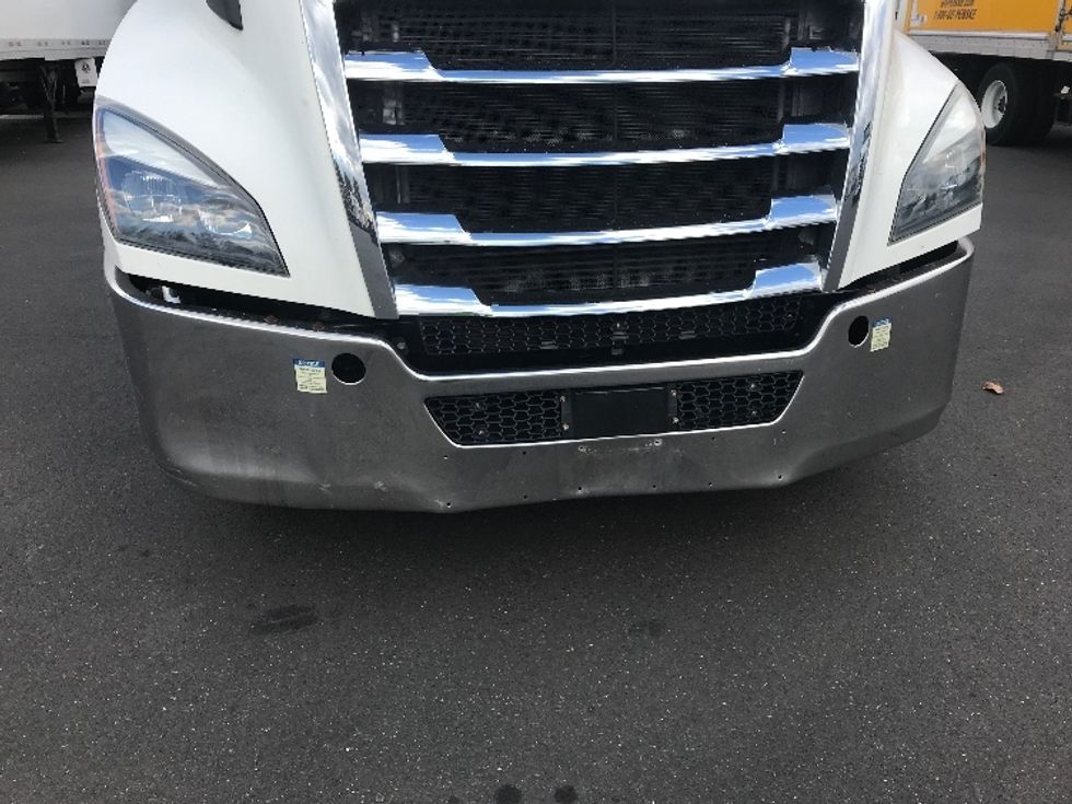 Day Cab Tractor-Heavy Duty Tractors-Freightliner-2021-T11664ST-Swedesboro-NJ-260,403\n\t\tmiles-$ 61,000 - Image 18