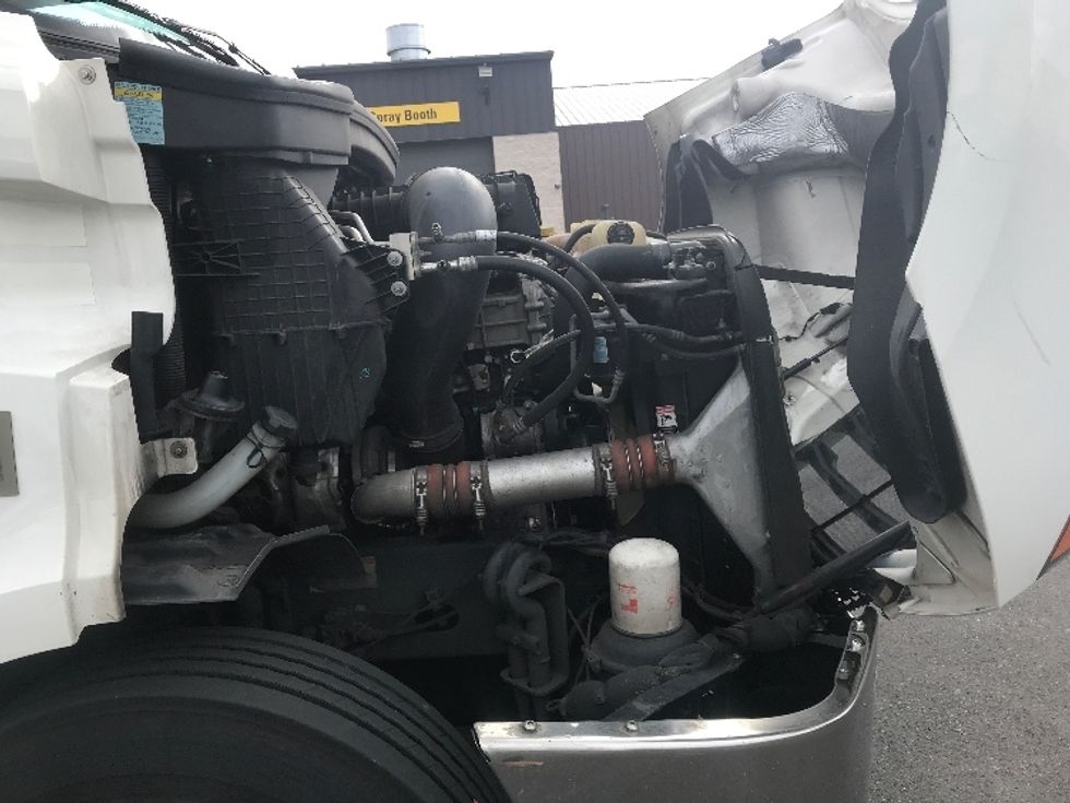 Day Cab Tractor-Heavy Duty Tractors-Freightliner-2021-T11664ST-Swedesboro-NJ-263,792\n\t\tmiles-$ 60,750 - Image 15