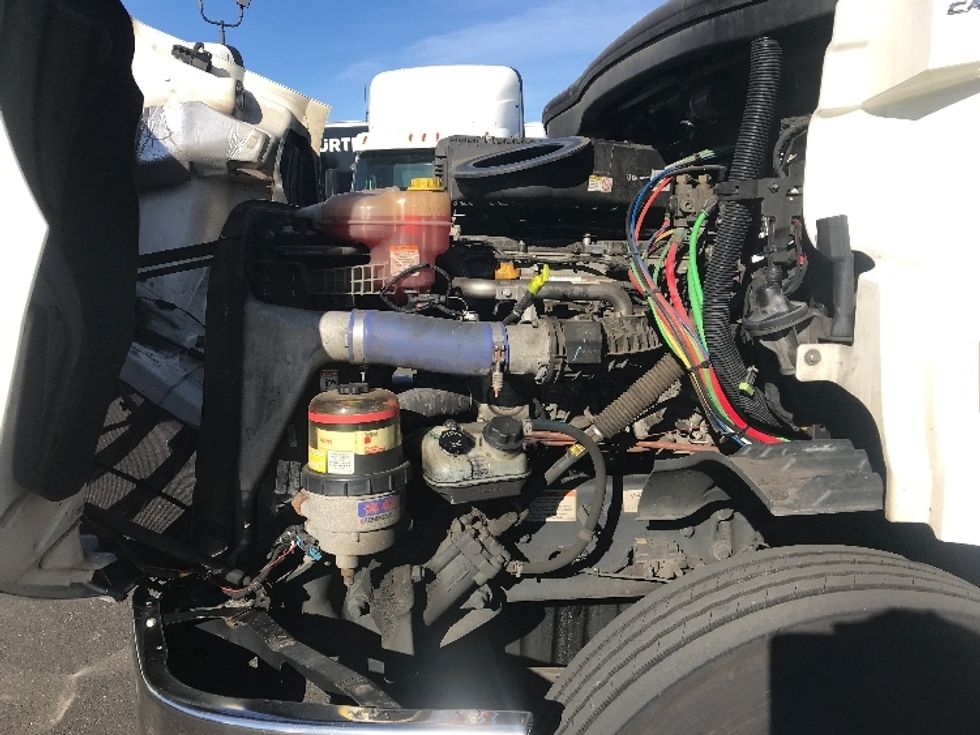 Day Cab Tractor-Heavy Duty Tractors-Freightliner-2021-T11664ST-Swedesboro-NJ-267,987\n\t\tmiles-$ 60,500 - Image 16