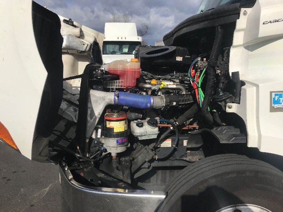 Day Cab Tractor-Heavy Duty Tractors-Freightliner-2021-T11664ST-Swedesboro-NJ-289,268\n\t\tmiles-$ 56,750 - Image 16