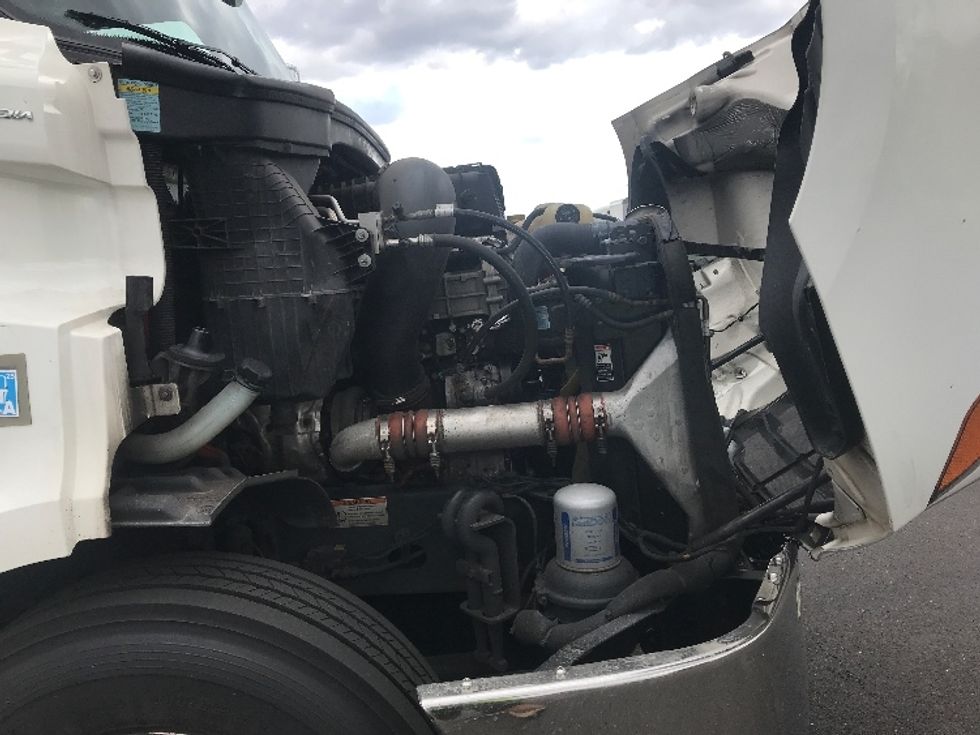 Day Cab Tractor-Heavy Duty Tractors-Freightliner-2021-T11664ST-Swedesboro-NJ-297,867\n\t\tmiles-$ 59,000 - Image 15