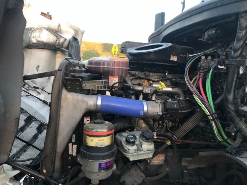 Day Cab Tractor-Heavy Duty Tractors-Freightliner-2021-T11664ST-Torrance-CA-242,157\n\t\tmiles-$ 67,750 - Image 16