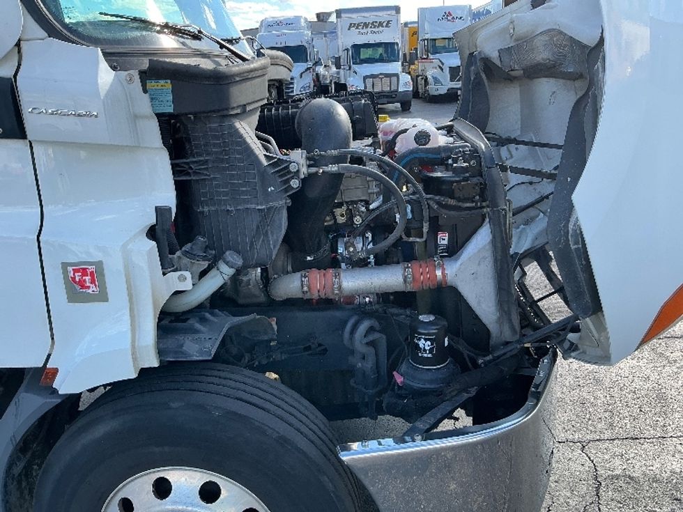 Day Cab Tractor-Heavy Duty Tractors-Freightliner-2021-T11664ST-Tulsa-OK-613,738\n\t\tmiles-$ 36,500 - Image 15