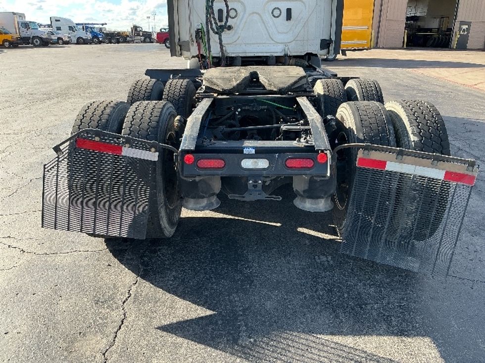 Day Cab Tractor-Heavy Duty Tractors-Freightliner-2021-T11664ST-Tulsa-OK-613,738\n\t\tmiles-$ 36,500 - Image 18