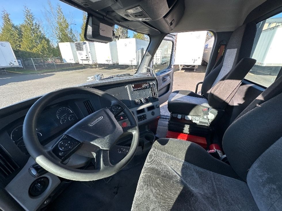 Day Cab Tractor-Heavy Duty Tractors-Freightliner-2021-T11664ST-Wilsonville-OR-466,338\n\t\tmiles-$ 50,500 - Image 10