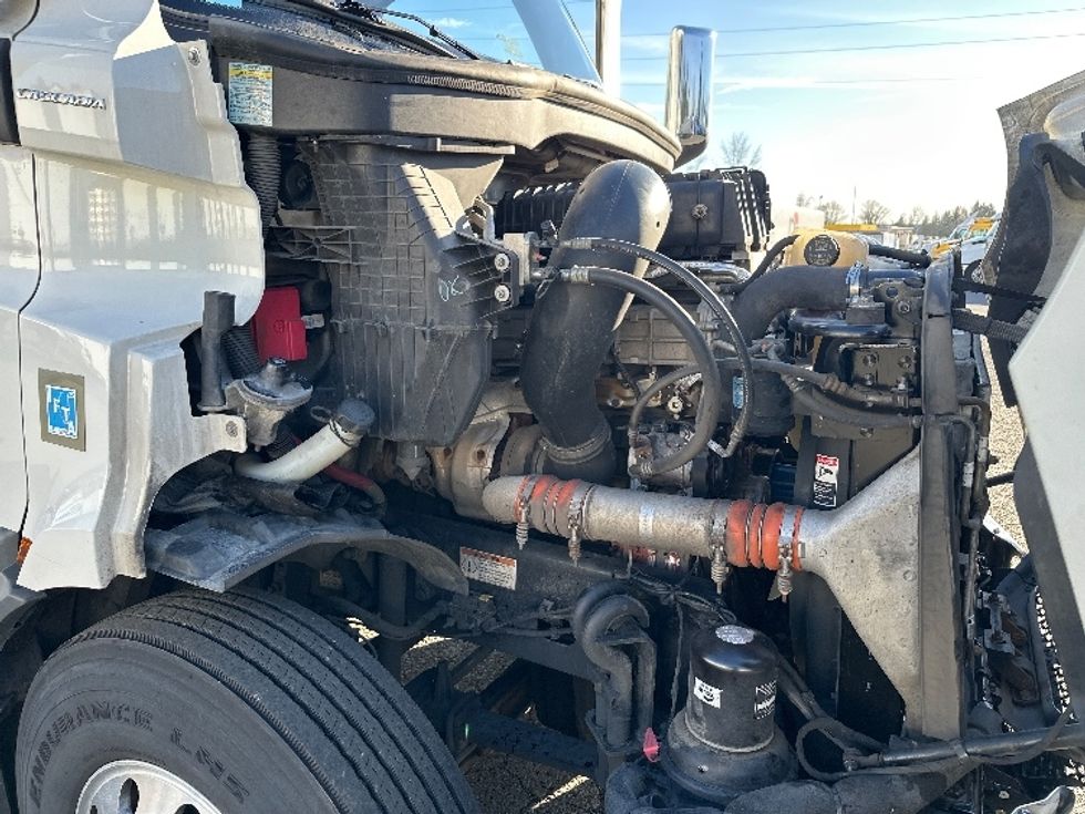 Day Cab Tractor-Heavy Duty Tractors-Freightliner-2021-T11664ST-Wilsonville-OR-466,338\n\t\tmiles-$ 50,500 - Image 15