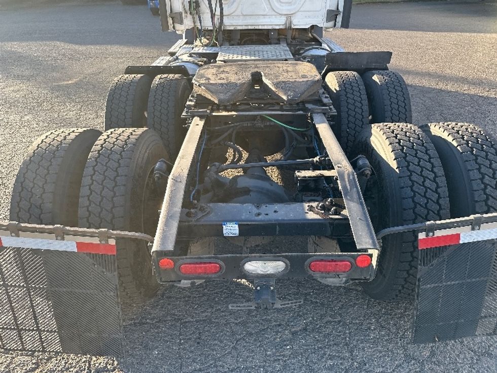 Day Cab Tractor-Heavy Duty Tractors-Freightliner-2021-T11664ST-Wilsonville-OR-536,091\n\t\tmiles-$ 43,250 - Image 6