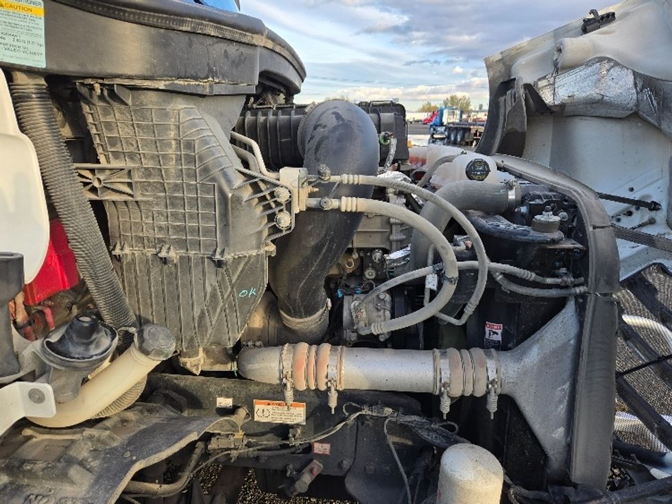 Day Cab Tractor-Heavy Duty Tractors-Freightliner-2021-T11664ST-Yakima-WA-455,533\n\t\tmiles-$ 51,500 - Image 15