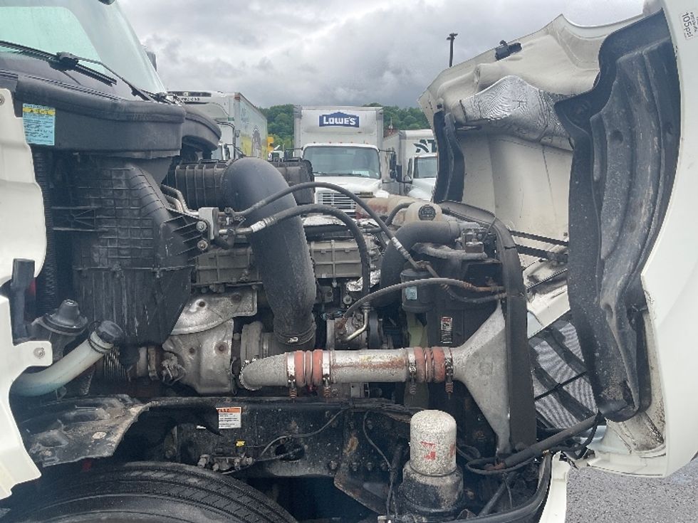 Day Cab Tractor-Heavy Duty Tractors-Freightliner-2021-T12642ST-Akron-OH-175,936\n\t\tmiles-$ 56,000 - Image 15
