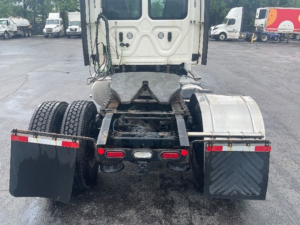 Day Cab Tractor-Heavy Duty Tractors-Freightliner-2021-T12642ST-Akron-OH-175,936\n\t\tmiles-$ 56,000 - Image 6