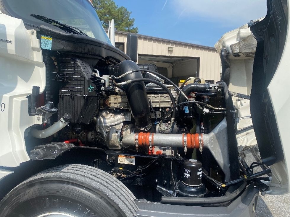 Day Cab Tractor-Heavy Duty Tractors-Freightliner-2021-T12642ST-Cleveland-TN-522,355\n\t\tmiles-$ 40,250 - Image 14