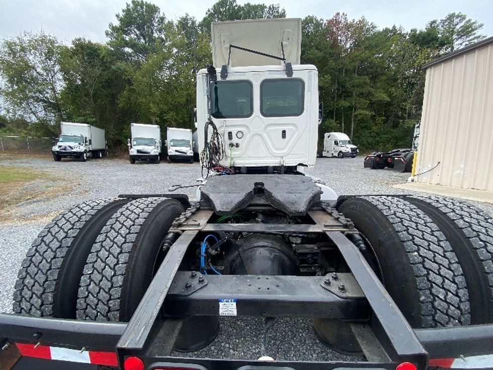 Day Cab Tractor-Heavy Duty Tractors-Freightliner-2021-T12642ST-Cleveland-TN-887,468\n\t\tmiles-$ 28,750 - Image 6