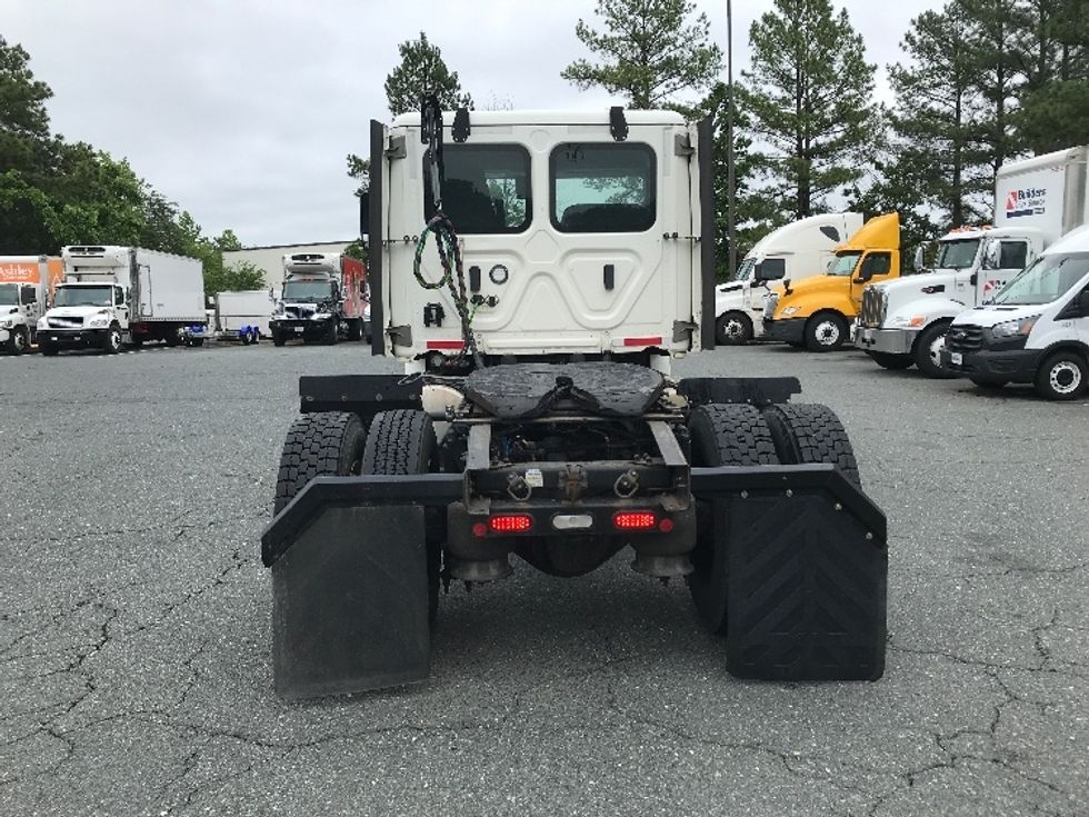 Day Cab Tractor-Heavy Duty Tractors-Freightliner-2021-T12642ST-Fredericksburg-VA-284,701\n\t\tmiles-$ 52,500 - Image 6