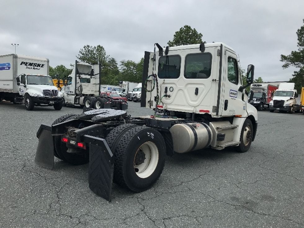Day Cab Tractor-Heavy Duty Tractors-Freightliner-2021-T12642ST-Fredericksburg-VA-284,701\n\t\tmiles-$ 52,500 - Image 7