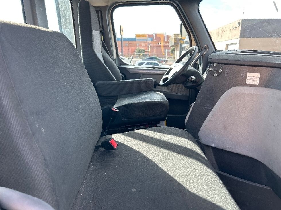 Day Cab Tractor-Heavy Duty Tractors-Freightliner-2021-T12642ST-Las Vegas-NV-564,808\n\t\tmiles-$ 35,500 - Image 14