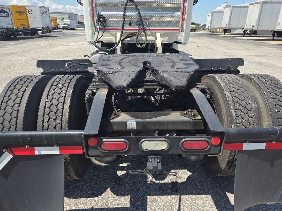 Day Cab Tractor-Heavy Duty Tractors-Freightliner-2021-T12642ST-Mobile-AL-140,016\n\t\tmiles-$ 63,750 - Image 6