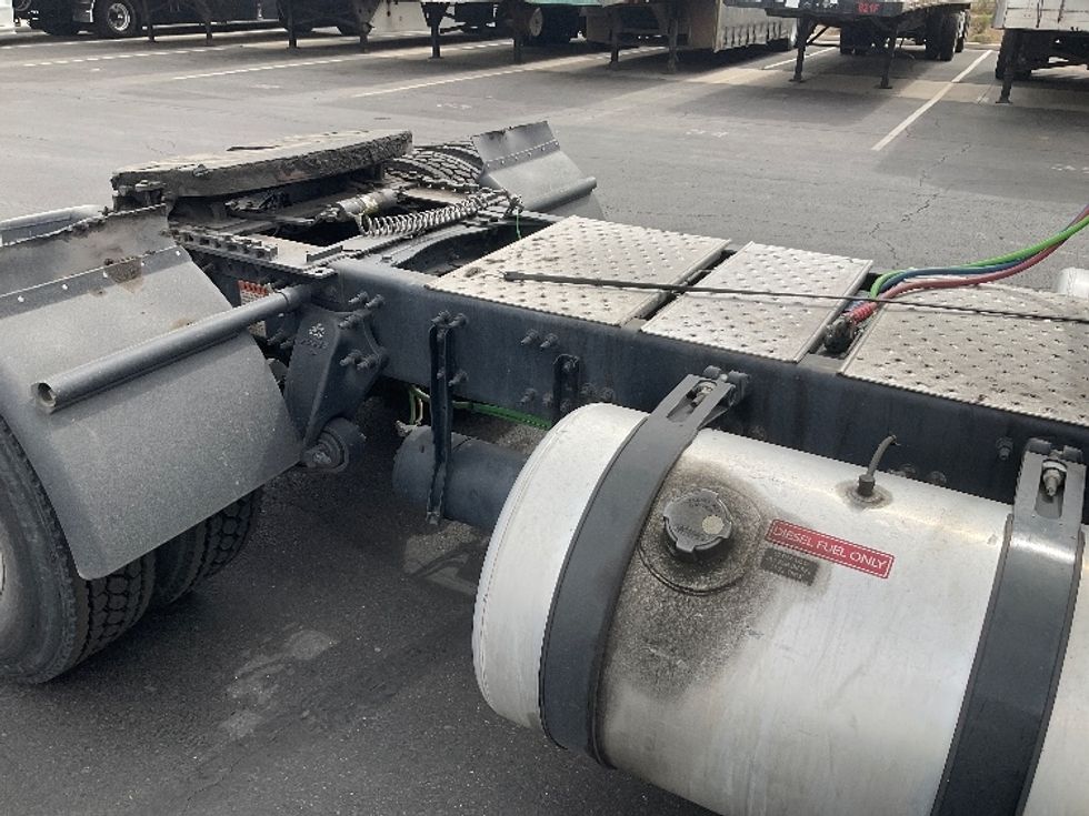 Day Cab Tractor-Heavy Duty Tractors-Freightliner-2021-T12642ST-Phoenix-AZ-119,162\n\t\tmiles-$ 64,250 - Image 18