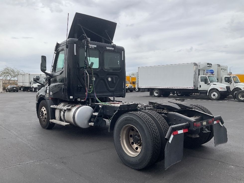 Day Cab Tractor-Heavy Duty Tractors-Freightliner-2021-T12642ST-Phoenix-AZ-119,162\n\t\tmiles-$ 64,250 - Image 5