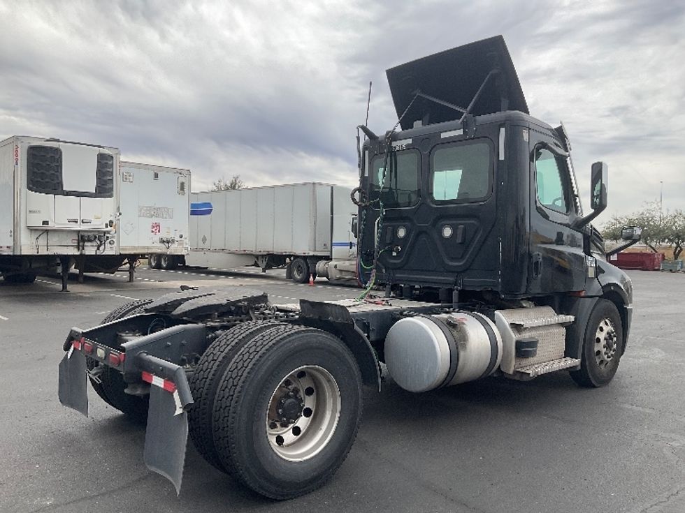 Day Cab Tractor-Heavy Duty Tractors-Freightliner-2021-T12642ST-Phoenix-AZ-119,163\n\t\tmiles-$ 64,250 - Image 7