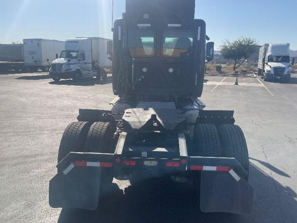 Day Cab Tractor-Heavy Duty Tractors-Freightliner-2021-T12642ST-Phoenix-AZ-177,834\n\t\tmiles-$ 61,250 - Image 6