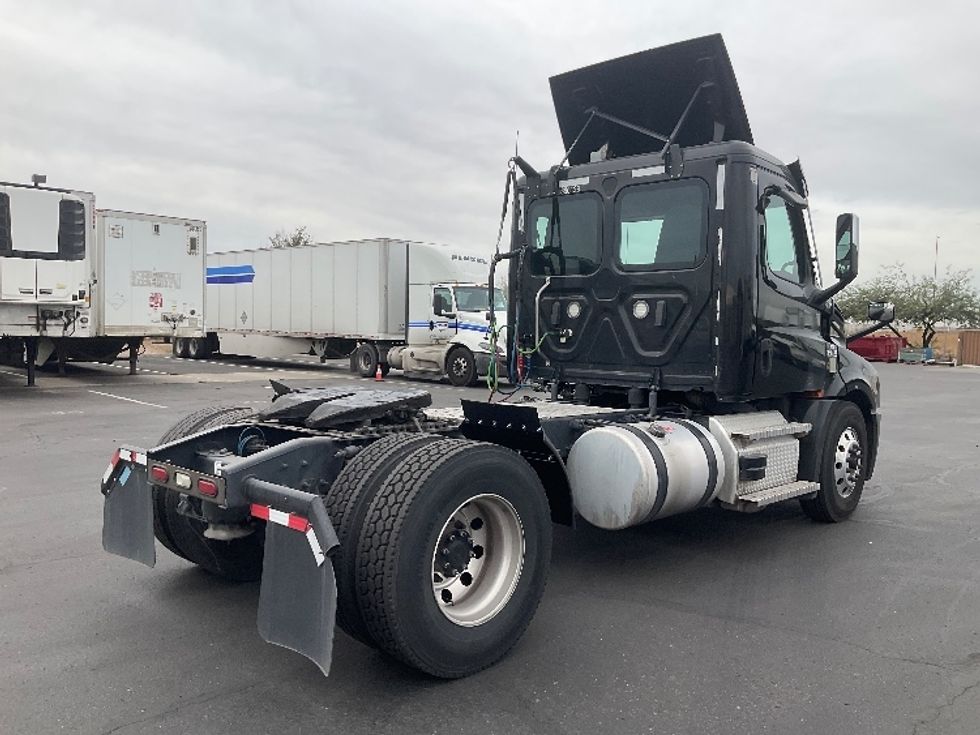 Day Cab Tractor-Heavy Duty Tractors-Freightliner-2021-T12642ST-Phoenix-AZ-184,973\n\t\tmiles-$ 61,000 - Image 7