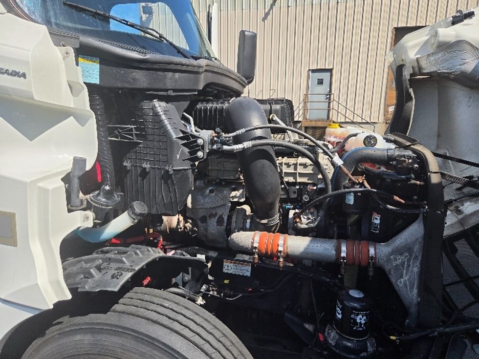 Day Cab Tractor-Heavy Duty Tractors-Freightliner-2021-T12642ST-Springfield-MA-247,287\n\t\tmiles-$ 57,000 - Image 15
