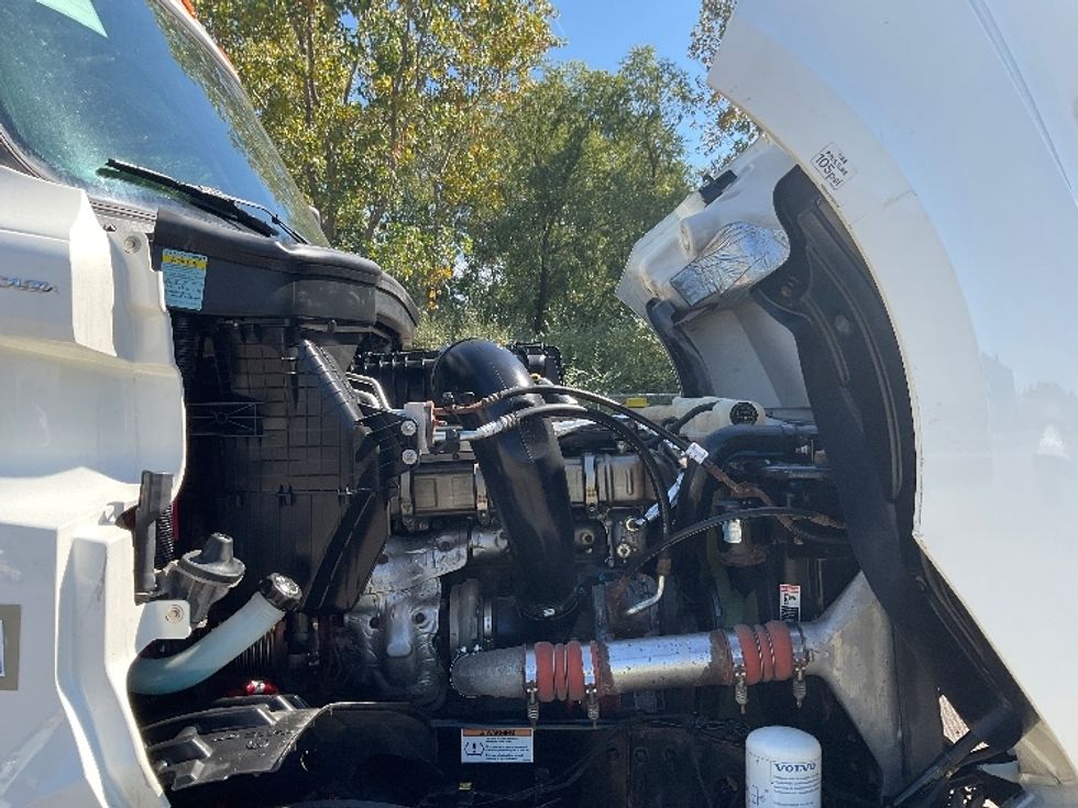 Day Cab Tractor-Heavy Duty Tractors-Freightliner-2021-T12664ST-Akron-OH-379,269\n\t\tmiles-$ 59,500 - Image 15