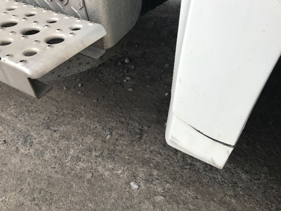 Day Cab Tractor-Heavy Duty Tractors-Freightliner-2021-T12664ST-Albany-NY-226,480\n\t\tmiles-$ 60,500 - Image 18