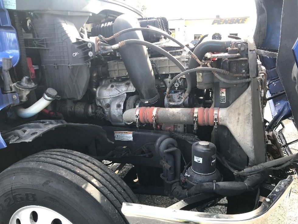 Day Cab Tractor-Heavy Duty Tractors-Freightliner-2021-T12664ST-Allentown-PA-401,779\n\t\tmiles-$ 53,500 - Image 15